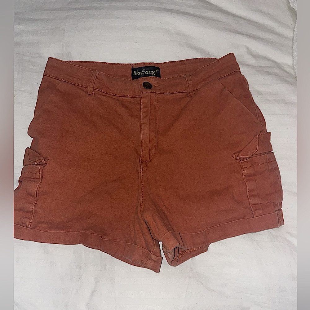 Like an angel cargo shorts barely worn
